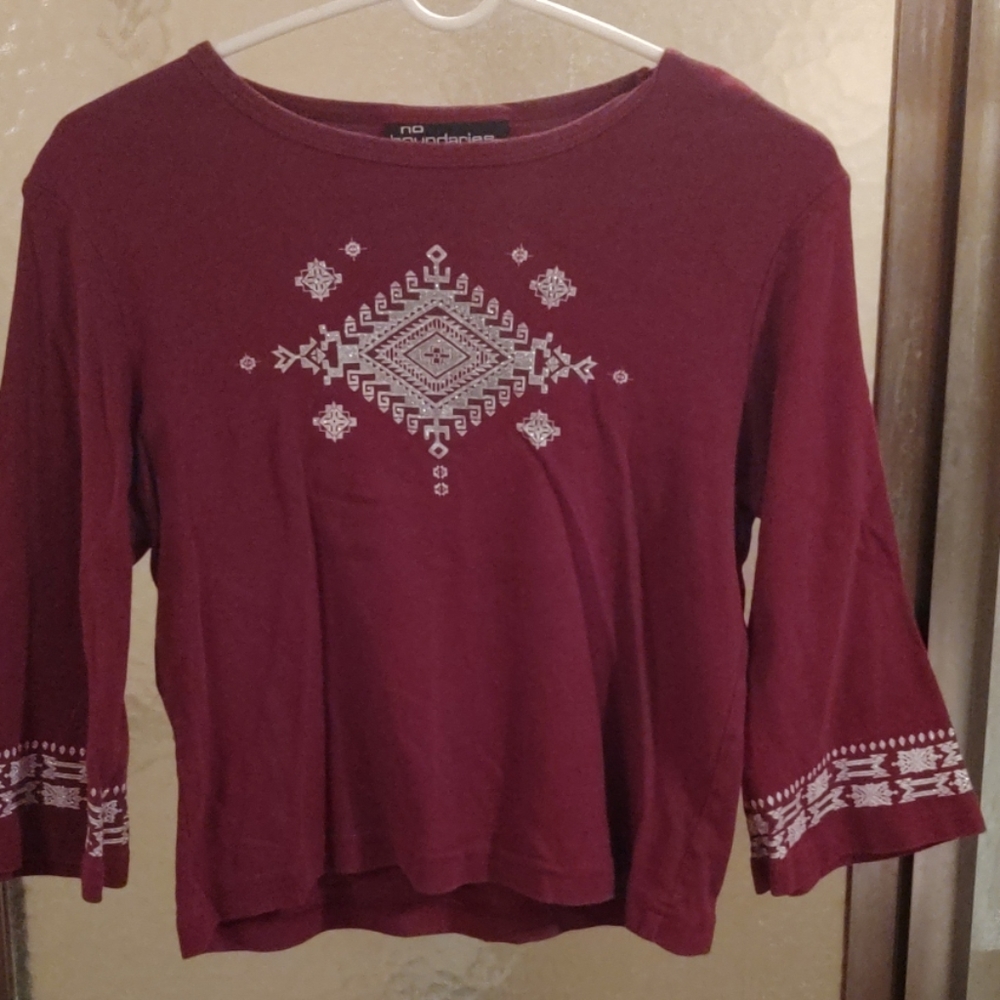 3/4 sleeve shirt